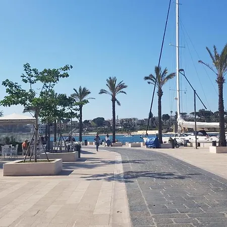 לינה וארוחת בוקר Maris Terra 4*